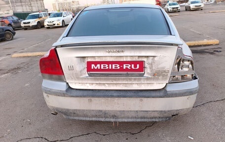 Volvo S60 III, 2001 год, 199 999 рублей, 3 фотография