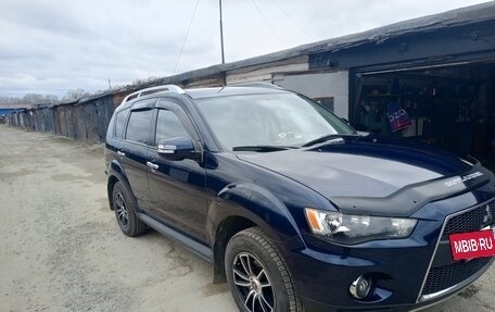 Mitsubishi Outlander III рестайлинг 3, 2010 год, 1 150 000 рублей, 5 фотография