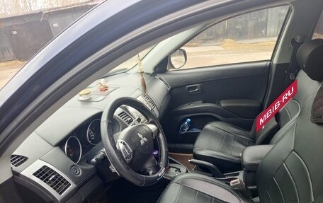 Mitsubishi Outlander III рестайлинг 3, 2010 год, 1 150 000 рублей, 8 фотография