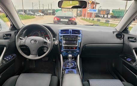 Lexus IS II рестайлинг 2, 2007 год, 1 275 000 рублей, 10 фотография