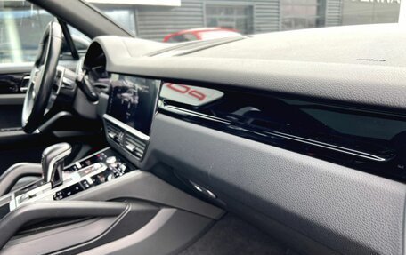 Porsche Cayenne III, 2018 год, 5 950 000 рублей, 23 фотография