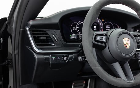 Porsche 911, 2025 год, 33 490 000 рублей, 20 фотография