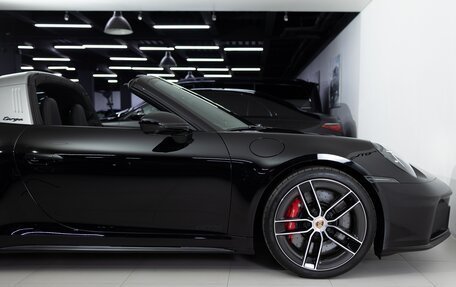 Porsche 911, 2025 год, 33 490 000 рублей, 40 фотография