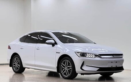 BYD Qin, 2023 год, 1 420 000 рублей, 2 фотография