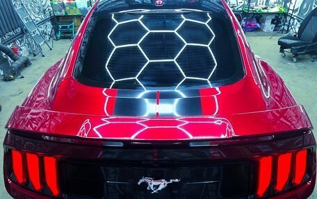 Ford Mustang VI рестайлинг, 2018 год, 3 590 000 рублей, 9 фотография