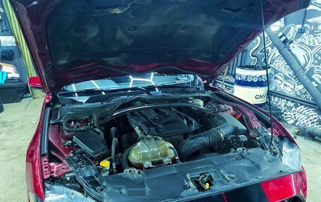 Ford Mustang VI рестайлинг, 2018 год, 3 590 000 рублей, 3 фотография