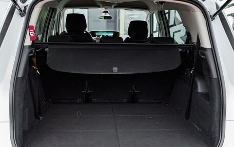 Citroen C4 Picasso II рестайлинг, 2017 год, 1 469 000 рублей, 33 фотография