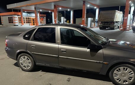 Opel Vectra B рестайлинг, 1996 год, 139 000 рублей, 3 фотография