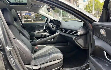 Hyundai Elantra, 2023 год, 1 590 000 рублей, 9 фотография