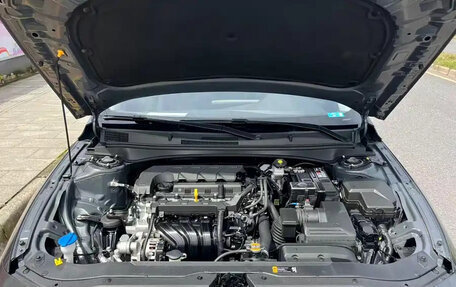 Hyundai Elantra, 2023 год, 1 590 000 рублей, 14 фотография