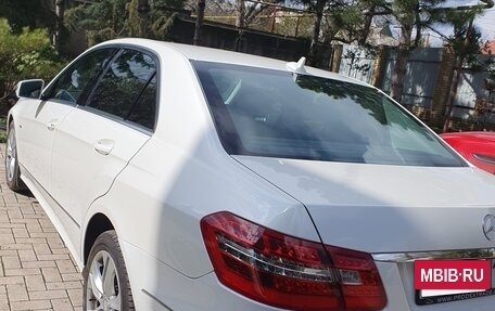 Mercedes-Benz E-Класс, 2011 год, 1 450 000 рублей, 3 фотография