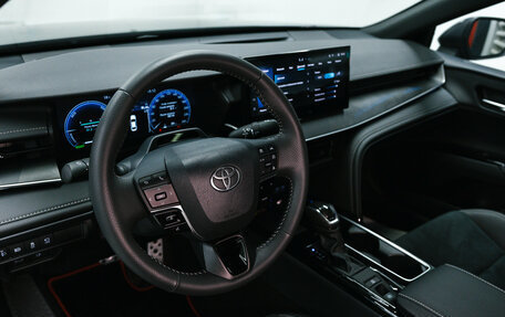 Toyota Camry, 2025 год, 4 400 000 рублей, 21 фотография