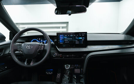 Toyota Camry, 2025 год, 4 400 000 рублей, 27 фотография