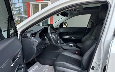 Toyota Harrier, 2024 год, 4 360 000 рублей, 18 фотография