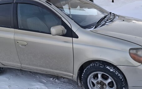 Toyota Platz, 2000 год, 340 000 рублей, 4 фотография