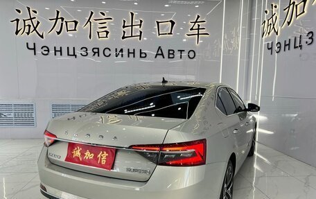 Skoda Superb III рестайлинг, 2022 год, 2 150 000 рублей, 3 фотография