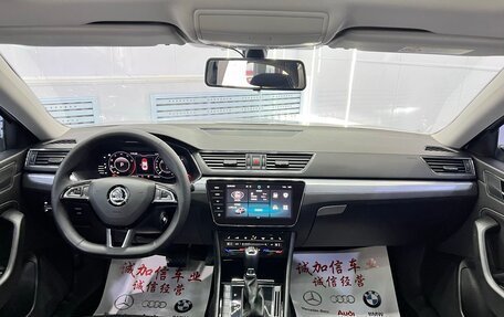 Skoda Superb III рестайлинг, 2022 год, 2 150 000 рублей, 15 фотография