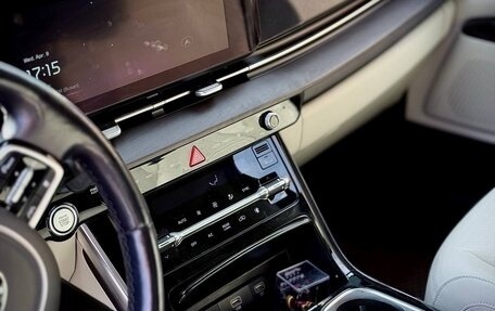 KIA Carnival, 2021 год, 3 200 000 рублей, 28 фотография