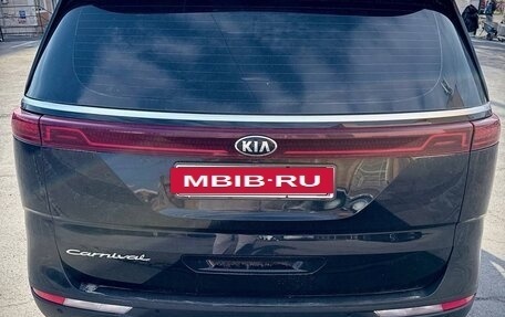 KIA Carnival, 2021 год, 3 200 000 рублей, 21 фотография