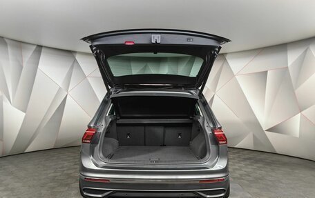 Volkswagen Tiguan II, 2021 год, 3 495 000 рублей, 12 фотография