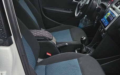 Volkswagen Polo VI (EU Market), 2013 год, 750 000 рублей, 3 фотография