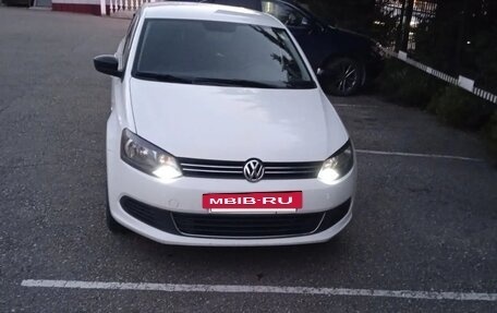 Volkswagen Polo VI (EU Market), 2013 год, 750 000 рублей, 4 фотография