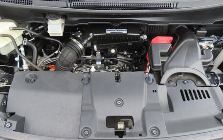 Honda Stepwgn, 2022 год, 1 960 000 рублей, 10 фотография