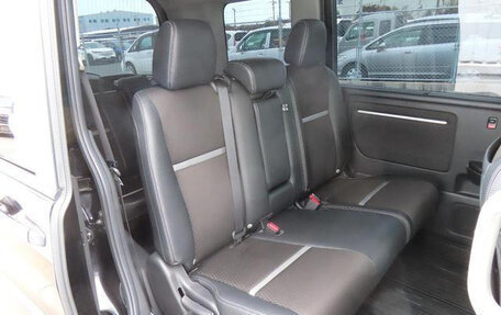 Honda Stepwgn, 2022 год, 1 960 000 рублей, 24 фотография