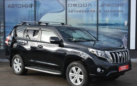 Toyota Land Cruiser Prado 150 рестайлинг 2, 2015 год, 3 355 000 рублей, 3 фотография