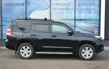 Toyota Land Cruiser Prado 150 рестайлинг 2, 2015 год, 3 355 000 рублей, 4 фотография