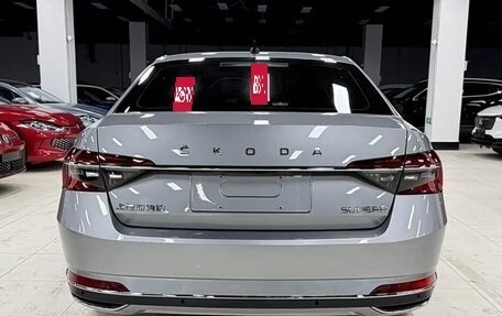 Skoda Superb III рестайлинг, 2021 год, 2 120 000 рублей, 5 фотография