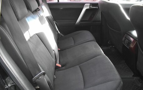 Toyota Land Cruiser Prado 150 рестайлинг 2, 2015 год, 3 355 000 рублей, 11 фотография