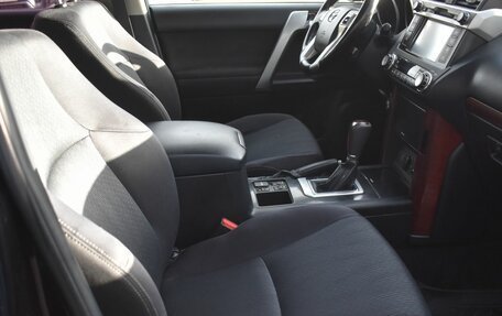 Toyota Land Cruiser Prado 150 рестайлинг 2, 2015 год, 3 355 000 рублей, 10 фотография