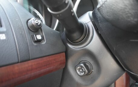 Toyota Land Cruiser Prado 150 рестайлинг 2, 2015 год, 3 355 000 рублей, 17 фотография