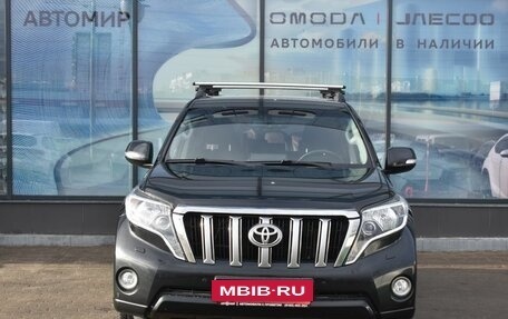 Toyota Land Cruiser Prado 150 рестайлинг 2, 2015 год, 3 355 000 рублей, 2 фотография