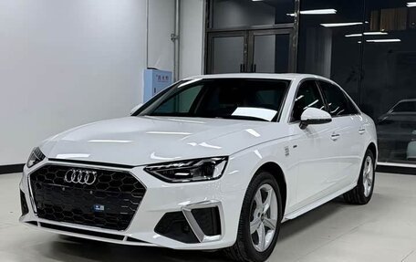 Audi A4, 2022 год, 3 089 800 рублей, 1 фотография