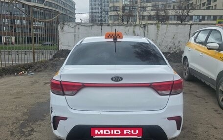 KIA Rio IV, 2017 год, 600 000 рублей, 2 фотография