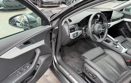 Audi A4, 2022 год, 3 329 800 рублей, 15 фотография