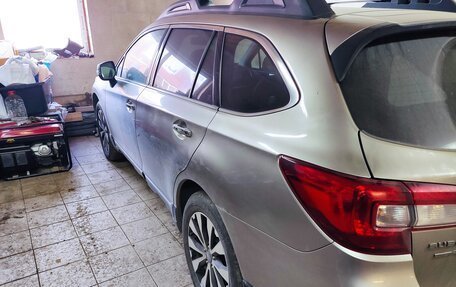 Subaru Outback IV рестайлинг, 2015 год, 1 950 000 рублей, 4 фотография