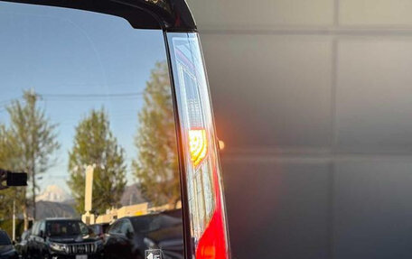 Honda Stepwgn, 2022 год, 1 950 000 рублей, 5 фотография