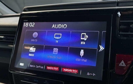 Honda Stepwgn, 2022 год, 1 950 000 рублей, 24 фотография