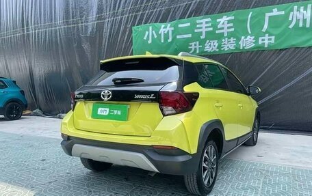 Toyota Yaris XP150 рестайлинг, 2022 год, 1 220 000 рублей, 4 фотография