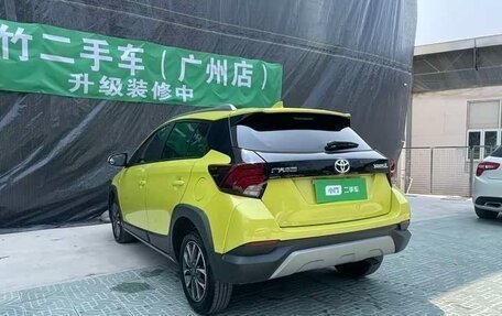 Toyota Yaris XP150 рестайлинг, 2022 год, 1 220 000 рублей, 6 фотография