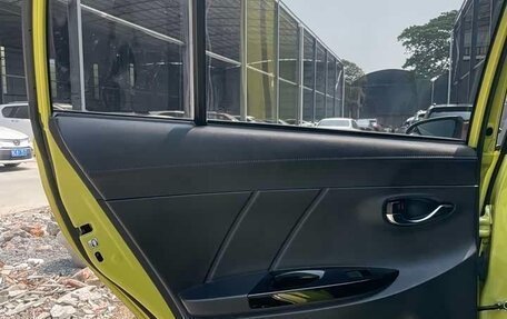 Toyota Yaris XP150 рестайлинг, 2022 год, 1 220 000 рублей, 26 фотография