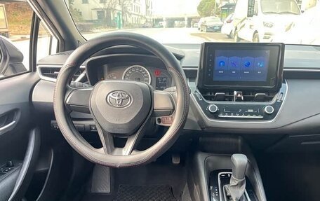 Toyota Corolla, 2022 год, 1 020 000 рублей, 10 фотография