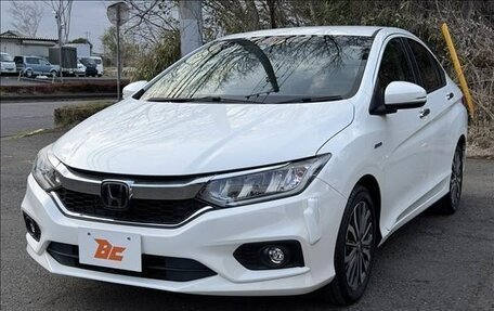 Honda Grace I, 2019 год, 1 050 000 рублей, 3 фотография