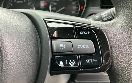 Honda Vezel, 2024 год, 1 950 000 рублей, 10 фотография