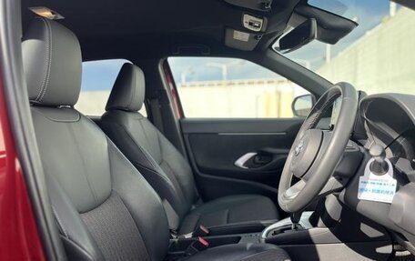 Toyota Yaris Cross, 2023 год, 1 573 000 рублей, 7 фотография