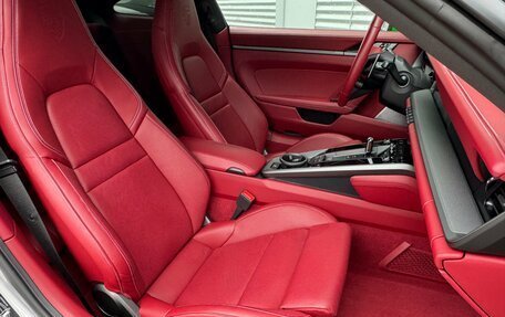 Porsche 911, 2020 год, 15 990 000 рублей, 37 фотография