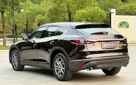 Mazda CX-4, 2022 год, 1 760 111 рублей, 5 фотография